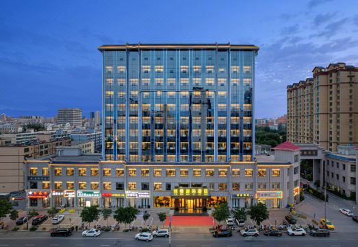 张掖银尊国际酒店外景图