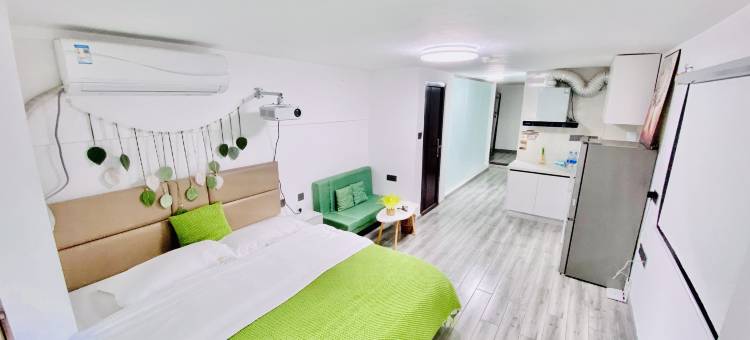 伴岛影音公寓(福州南站店)图片