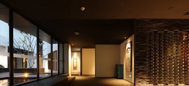 埔舍花园艺术酒店(东莞石排公园利丰城市广场店)图片