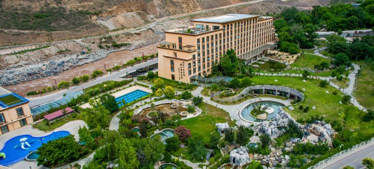 芒康云曲庄园酒店图片