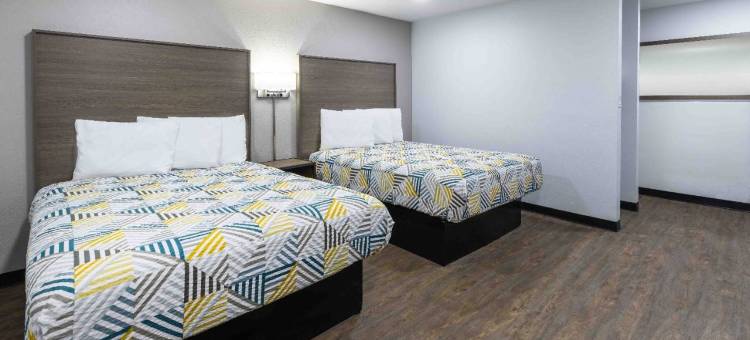 6号汽车旅馆锡克里，北卡罗来纳州(Motel 6 Hickory, NC)图片