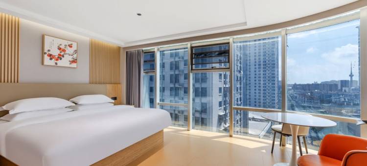 鸿途酒店(海陵坡子街凤城河景区店)图片