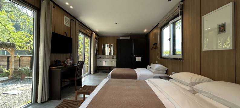 望春山庭院度假民宿​(桓仁望天洞国家地质公园店)图片