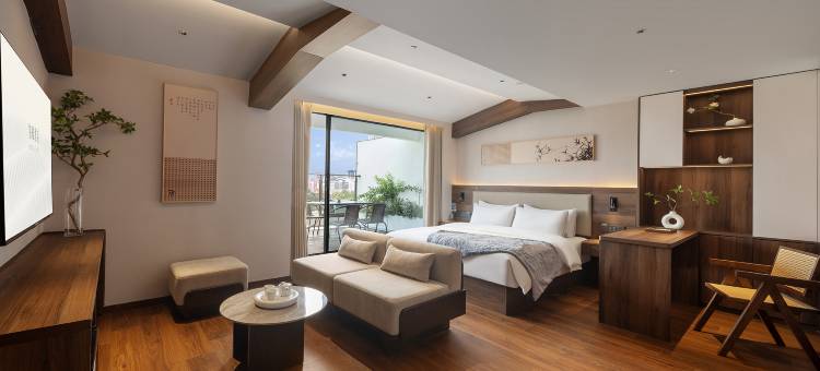 铂雅悦己酒店(亳州高铁南站康美中药城店)图片