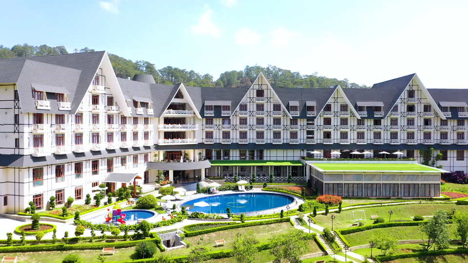 Swiss-Belresort Tuyen Lam Over view