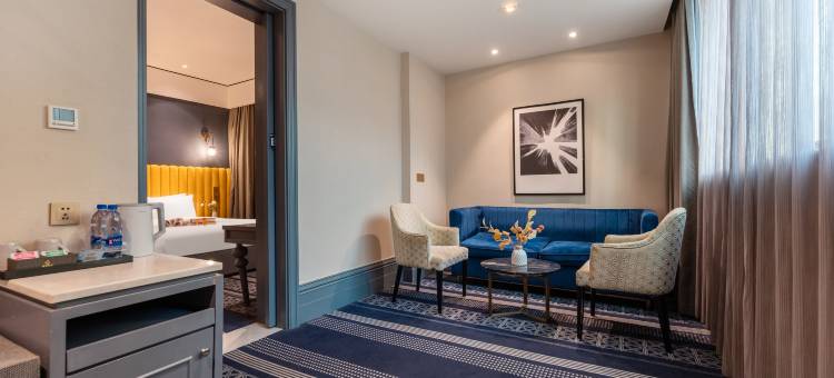 东亚大酒店(广州北京路步行街海珠广场地铁站店)图片