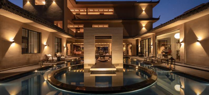 山禾里日照金山Snow Mountain野奢雪山度假民宿图片