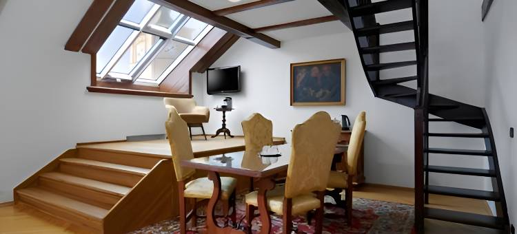 布拉格查理大桥宫酒店(Charles Bridge Palace Prague)图片
