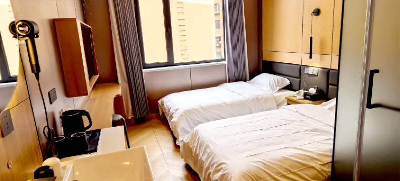 蛟河柏临精品酒店图片