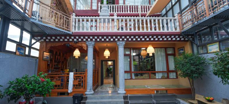 格玛云舍·白玛建塘民宿(独克宗古城店)图片