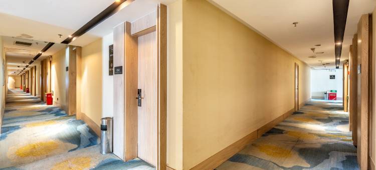 BYBS电竞酒店(盐城海华广场店)图片