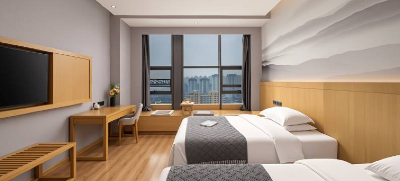 潮漫酒店(泰安站刘老根大舞台店)图片