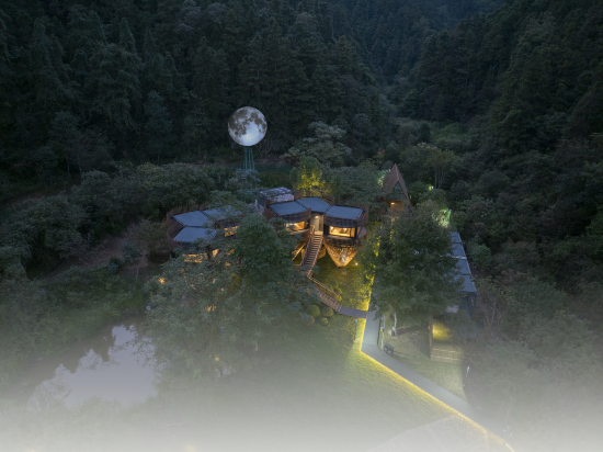 景德镇美集观山月宠物主题部落(三宝国际陶艺村店)