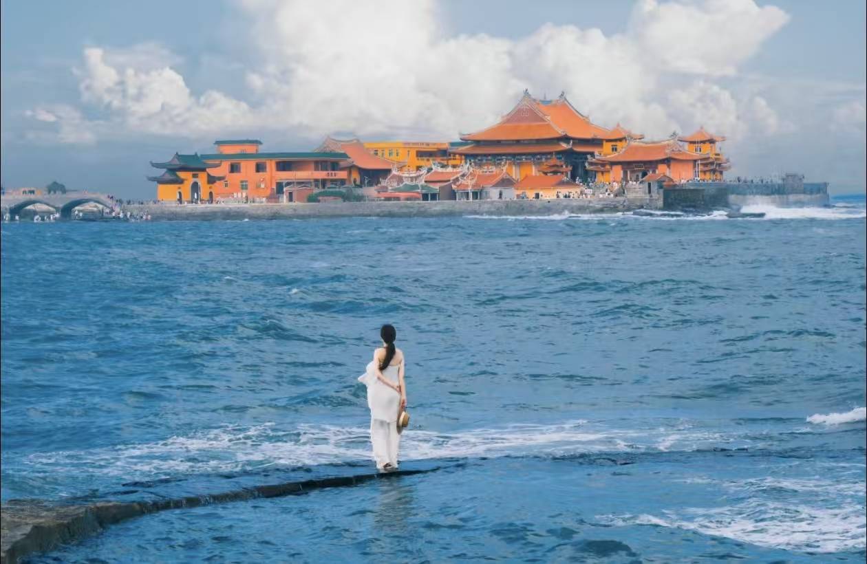 石狮|海上朴舍SCENICCENTER海景度假酒店(黄金海岸洛伽寺店)图片
