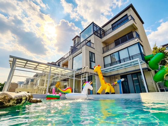 鹭墅·美学设计泳池别墅 (佛山高明鹭湖度假区店)