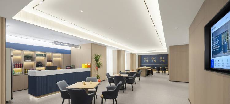 欢漫酒店(常德柳叶湖旅游度假区大小河街店)图片