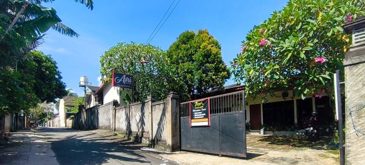 RedDoorz near RSUD Provinsi NTB图片