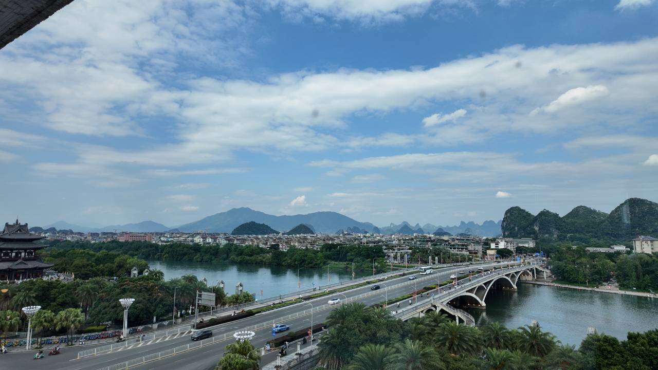 环球国际酒店(桂林两江四湖象鼻山店)图片