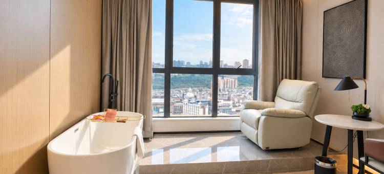 云慕Hotel·观270°高空城市美景酒店(泸州步步高新天地店)图片