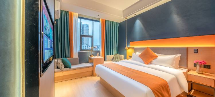 呈季酒店(梧州南宁百货梧州南高铁站店)图片