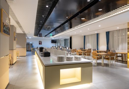 Yue Lizun Hotel (Tianjin Jinghai No.1 Middle School Diwei Road) Hotel Overview