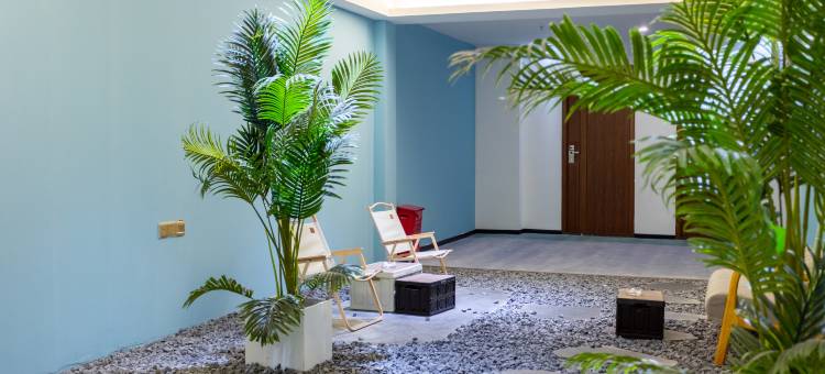 转角城市酒店(奥飞广场中骏世界城店)图片