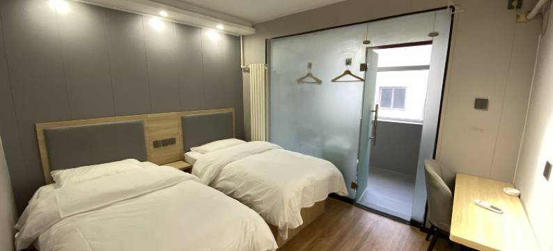 晨情酒店(三河燕郊火车站店)图片