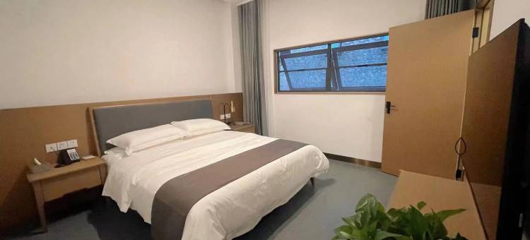 鑫旅·良栖山院民宿(司马光油茶园店)图片