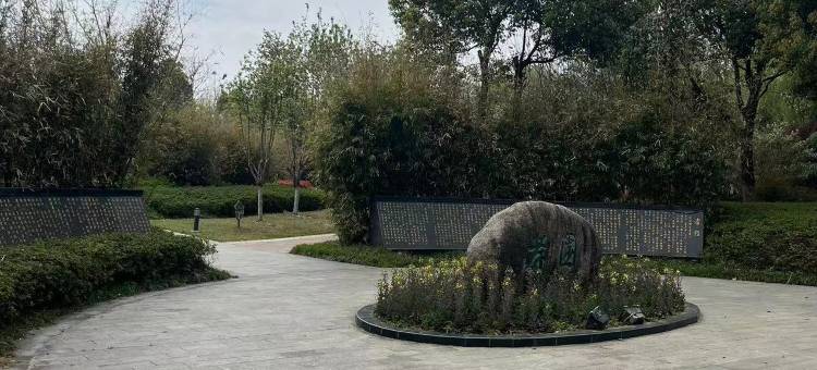 悦客电竞酒店(天长红草湖湿地公园店)图片