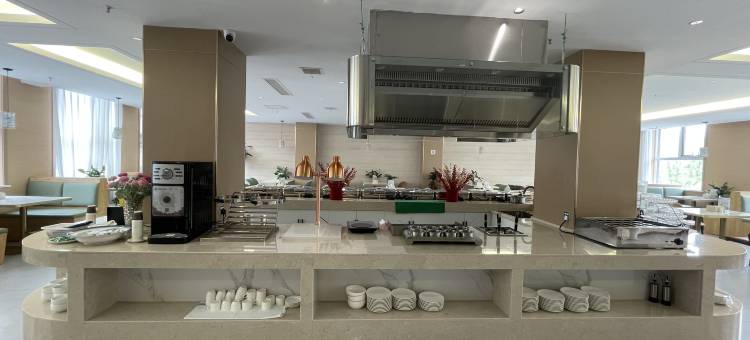 维也纳国际酒店(上蔡蔡明园步行街店)图片