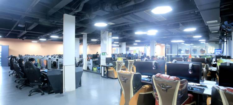 兰博电竞酒店(凤凰古城店)图片