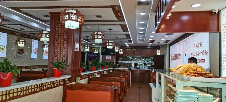 蓝波湾酒店(汇嘉滨河广场店)图片