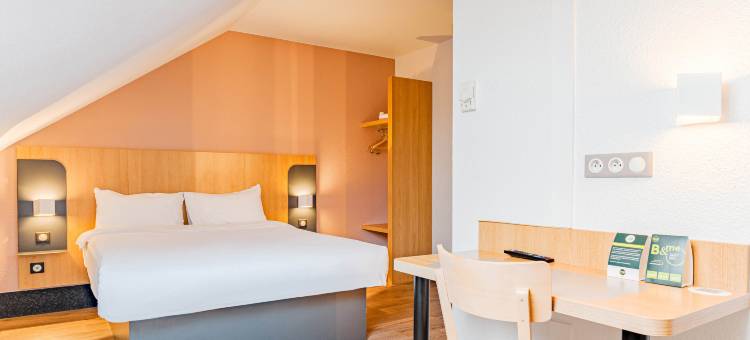 普瓦捷 3 未来影视城民宿酒店(B&B Hotel Poitiers 3 Futuroscope)图片