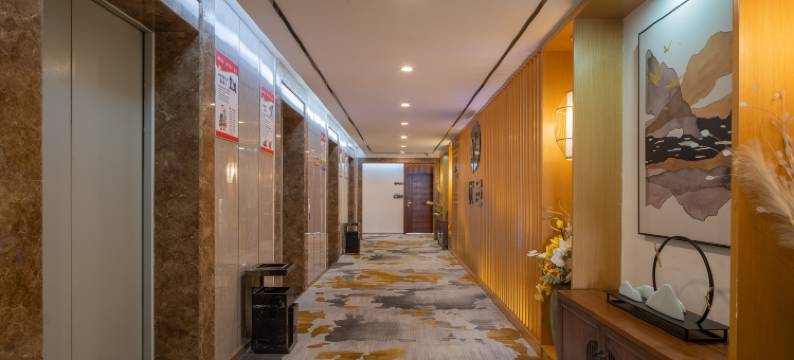 景洪优邑酒店(告庄星光夜市店)图片