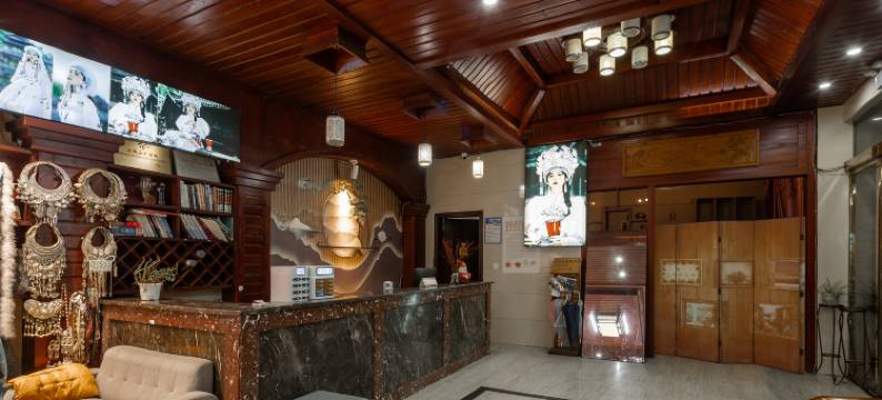 凤凰边城山水观景客栈图片