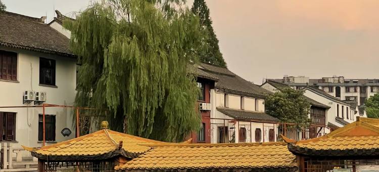 网鱼电竞酒店(湖州爱山广场衣裳街店)图片