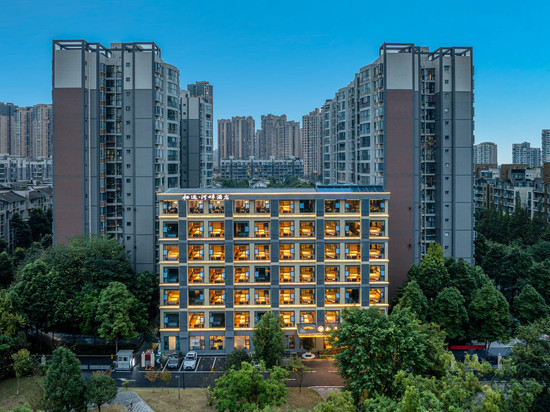 成都栖遇·河畔酒店(温江涌泉地铁站合生汇店)