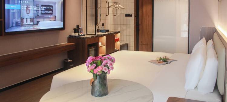 清沐铂金酒店(西安钟楼地铁站回民街店)图片