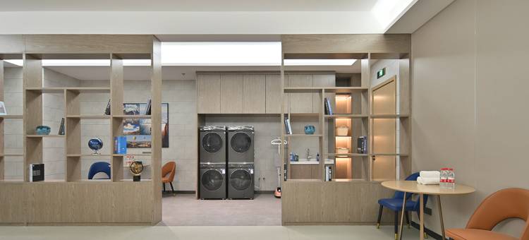 凯里亚德酒店(武汉解放大道宗关地铁站店)图片