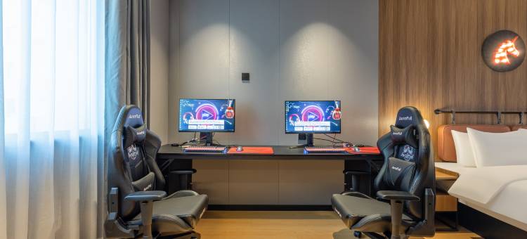 首旅如家-YUNIK电竞酒店(宁波火车站北广场店)图片