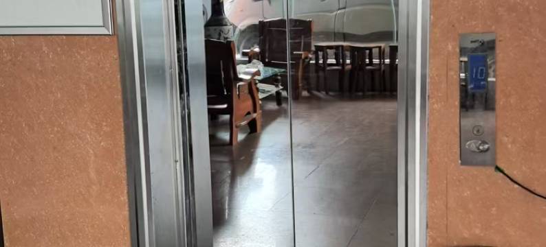 东兴天利商务宾馆图片