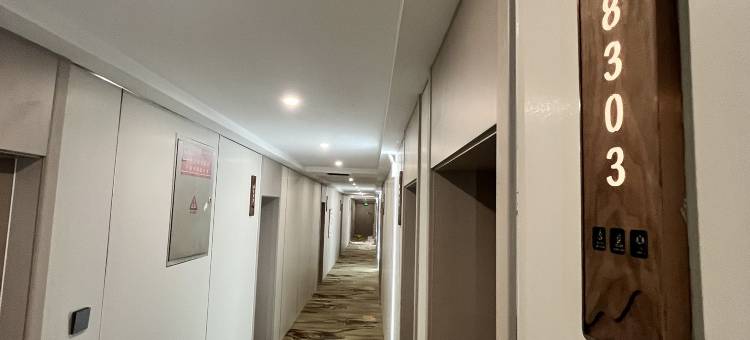 崇信季朵酒店图片