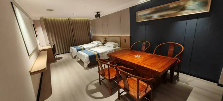 途客中国轻居酒店(济源中原国际商贸城火车站店)图片