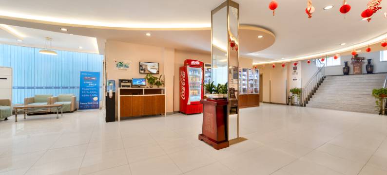 美娱·星峰电竞酒店(济南商河爱琴海购物公园店)图片