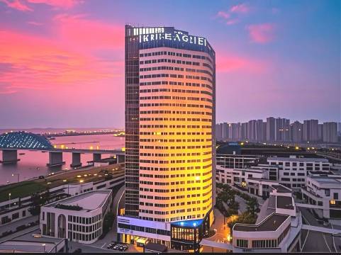 逸柏国际酒店(南昌西站国体中心店)