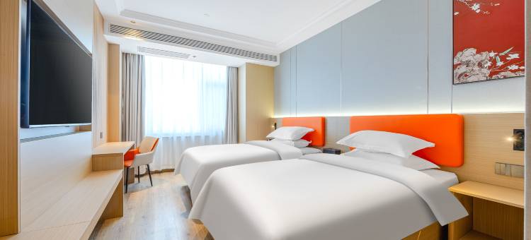 如家UP华驿精选酒店(济南工业南路绿地国金中心店)图片