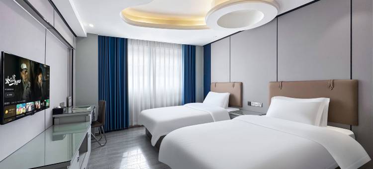 万华逸居酒店(于都高铁站店)图片