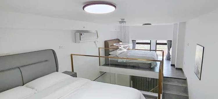 云亦·美宿loft影院公寓(青花东岸艾溪湖东地铁站店)图片