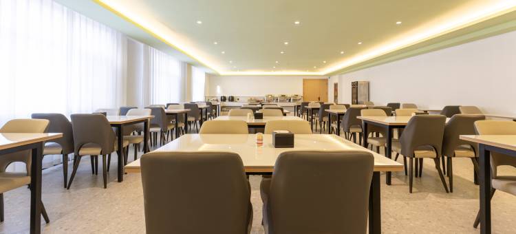 格林豪泰智选酒店(山东国际会展中心齐鲁茶城店)图片