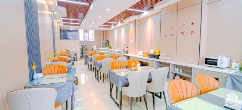 德馨商务宾馆(磴口县政务中心磴口站店)图片